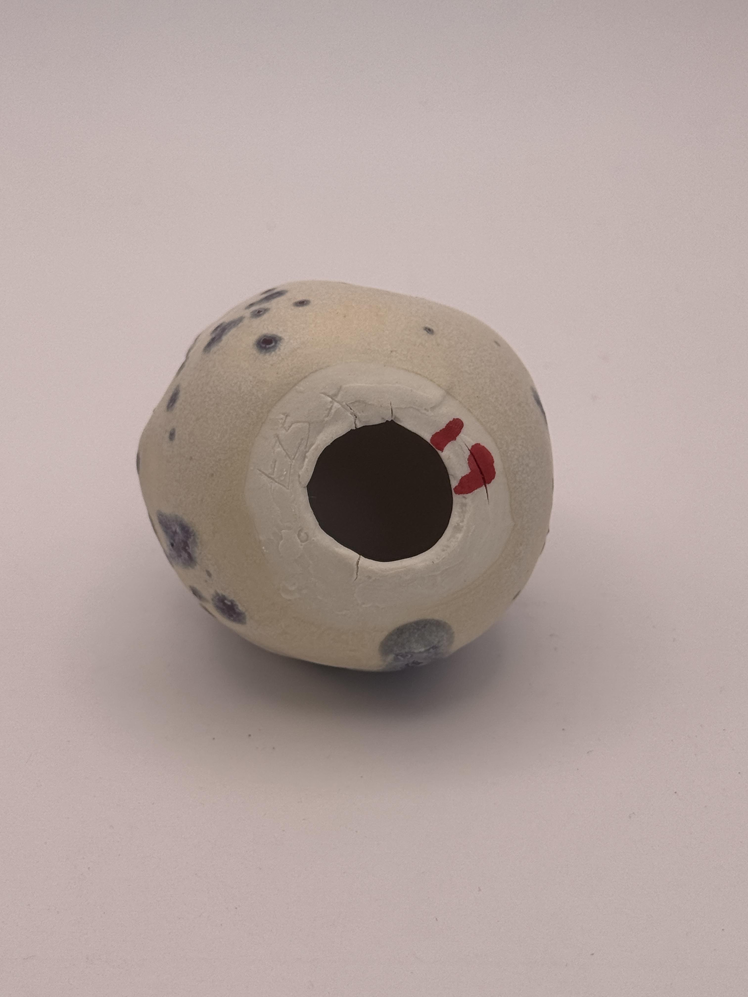 No. 19 · Egg Sing view 2